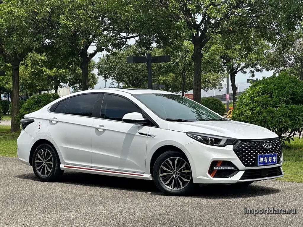 CHERY ARRIZO 5 PLUS 2023 — 26 000 км, белый, Китай — под ключ — фото 3