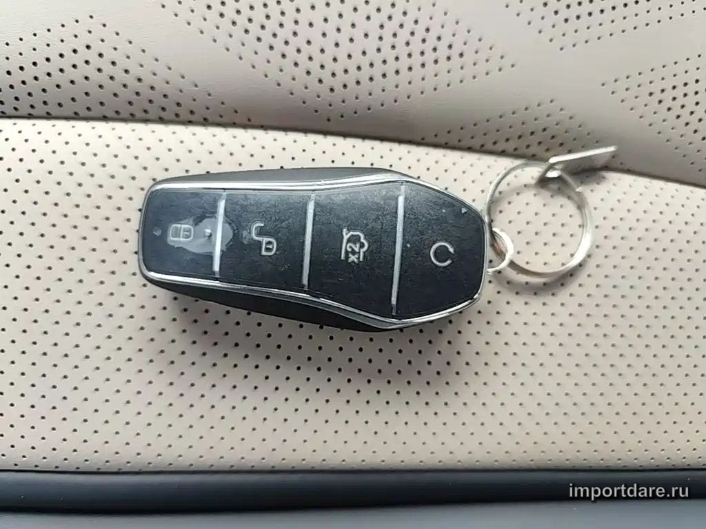 BYD DOLPHIN 2026 — 100 км, жёлто-оранжевый, Китай — под ключ — фото 9