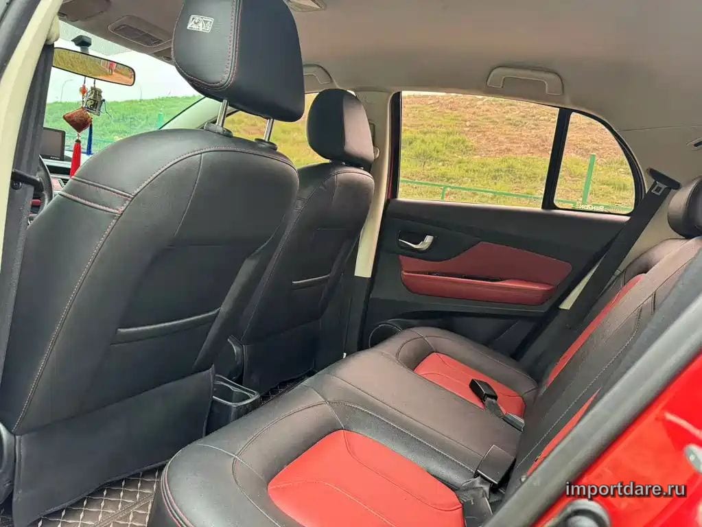 HAVAL H1 2016 — 80 000 км, пурпурный, Китай — под ключ — фото 8
