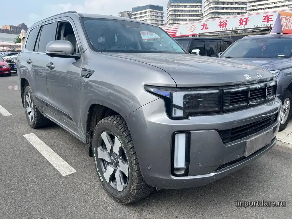 BAIC BJ60 THUNDER 2025 — 33 000 км, серебристый, Китай — под ключ — фото 3