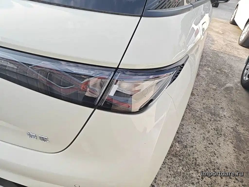 BYD DOLPHIN 2026 — 100 км, жёлто-оранжевый, Китай — под ключ — фото 8