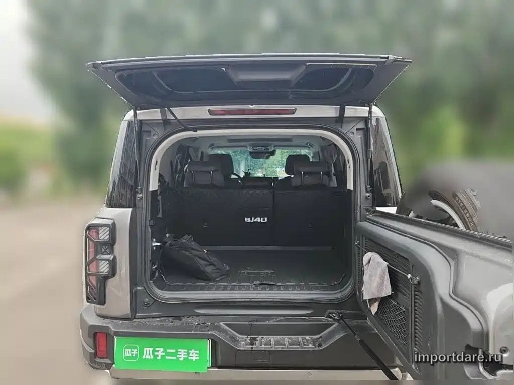 BAIC BJ40 REEV 2025 — 20 700 км, серебристый, Китай — под ключ — фото 8
