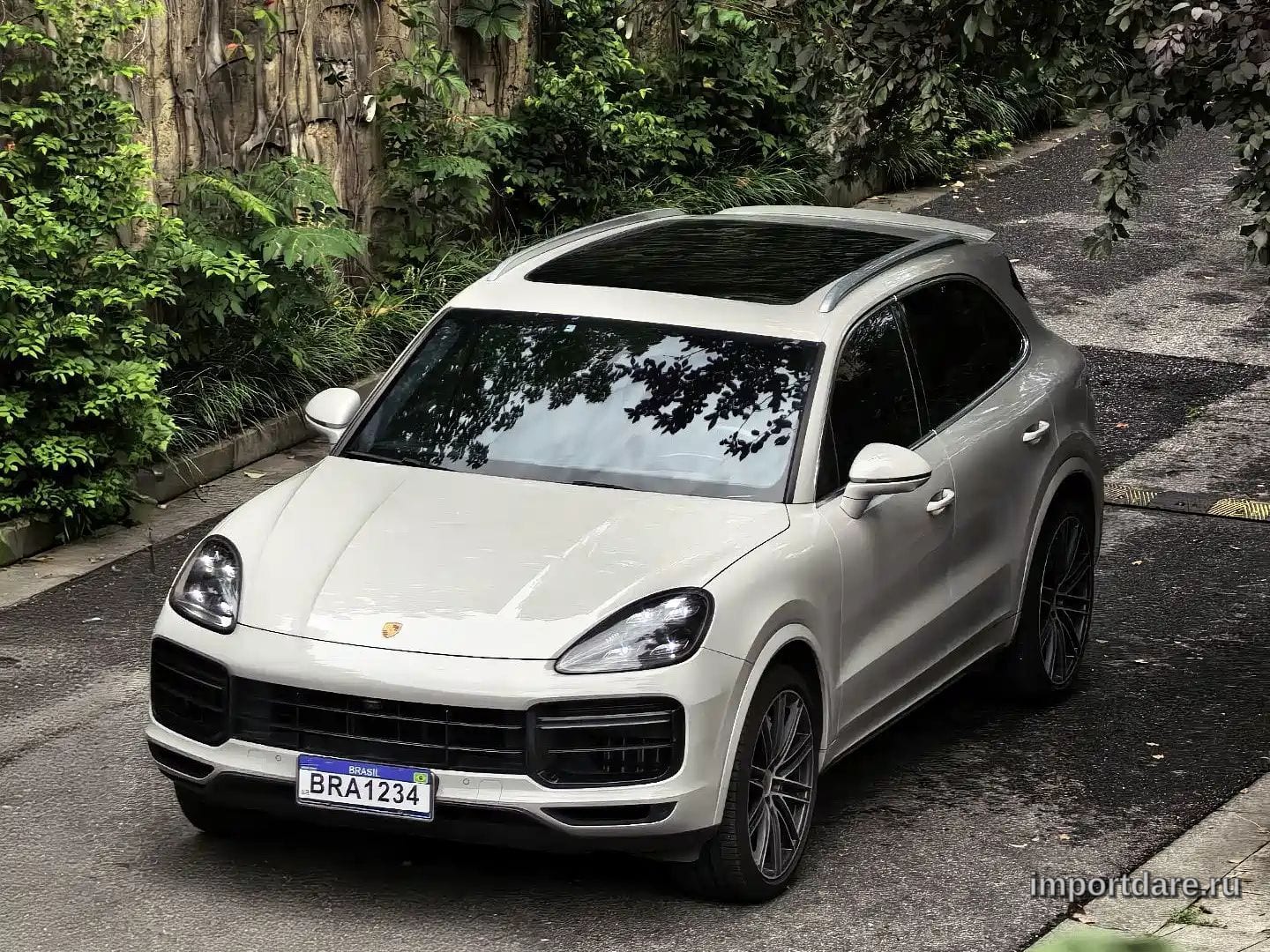 PORSCHE CAYENNE 2022 — 56 000 км, серебристый, Китай — под ключ — фото 1