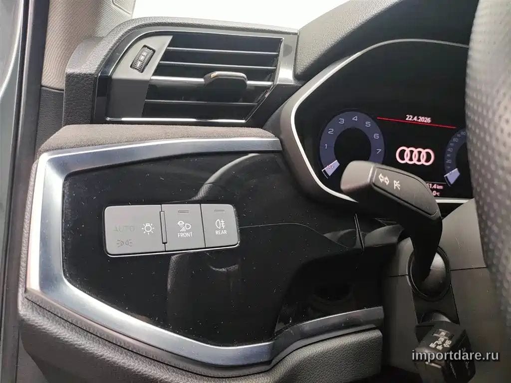AUDI Q3 SPORTBACK 2021 — 68 800 км, зелёный, Китай — под ключ — фото 12
