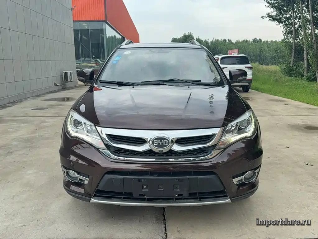 BYD S7 2017 — 77 300 км, пурпурный, Китай — под ключ — фото 7