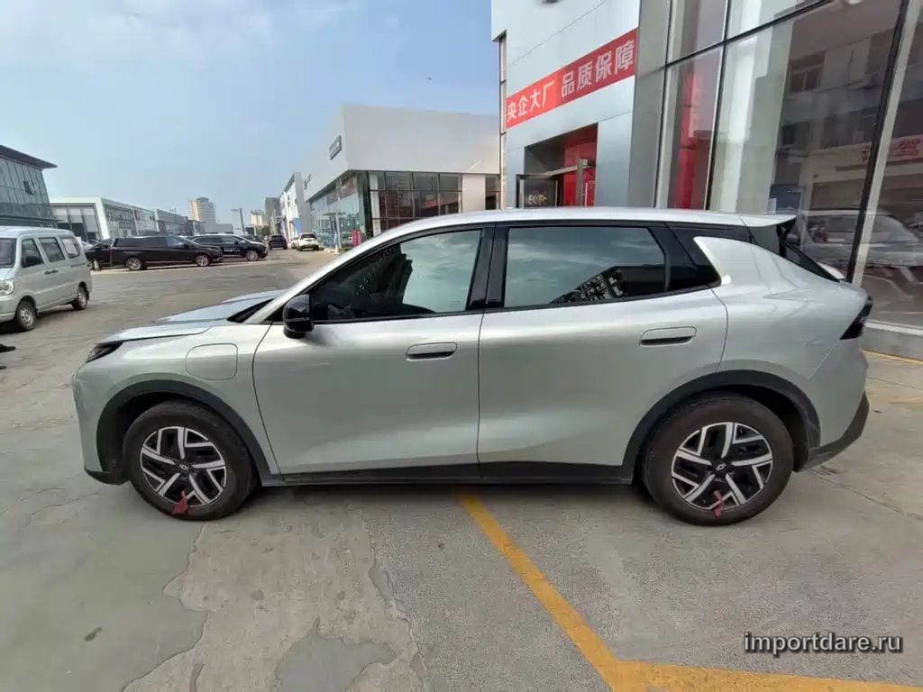 CHANGAN QIYUAN NEVO Q05 2026 — 15 000 км, серебристый, Китай — под ключ — фото 7