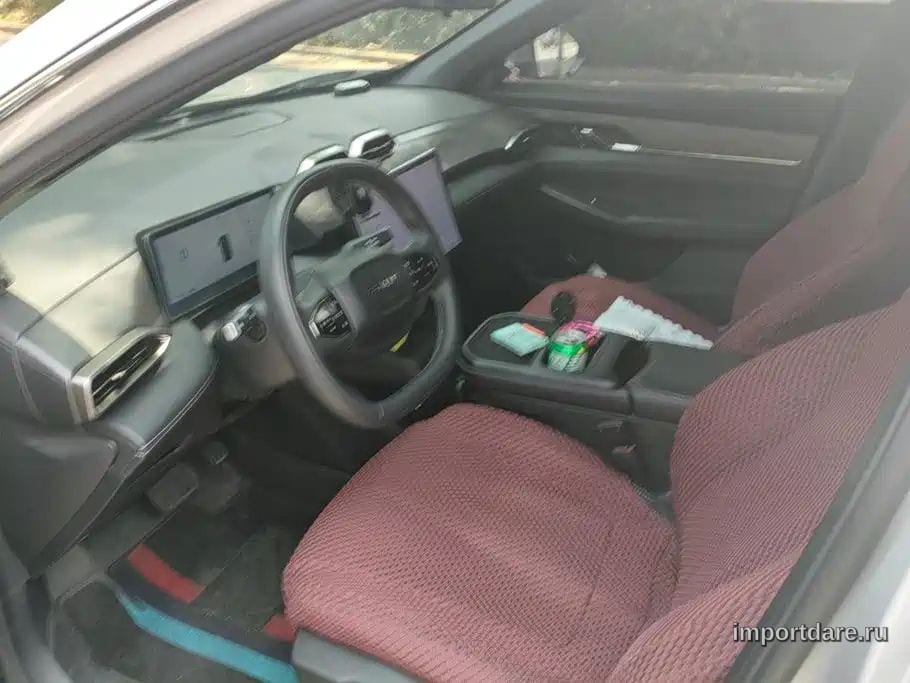 DONGFENG AEOLUS L7 NEW ENERGY 2025 — 21 500 км, серебристый, Китай — под ключ — фото 8