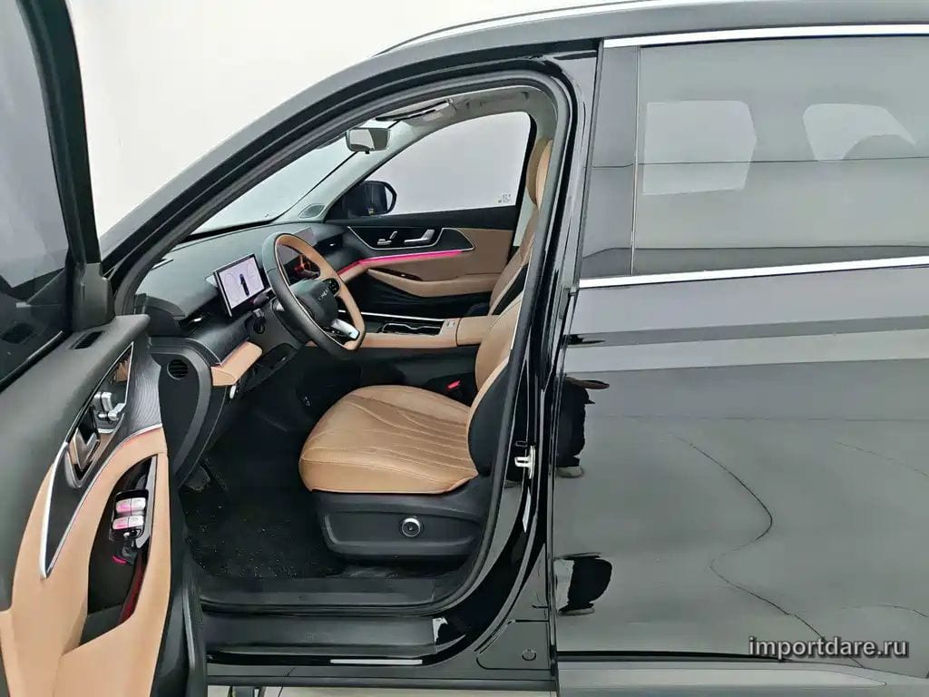 CHERY TIGGO 8 L 2025 — 18 000 км, чёрный, Китай — под ключ — фото 9