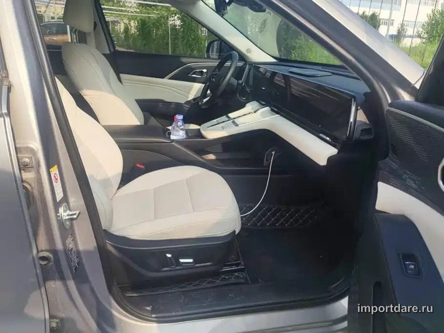 HAVAL XIAOLONG MAX 2023 — 15 000 км, серебристый, Китай — под ключ — фото 8