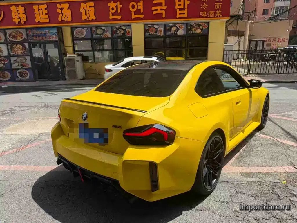 BMW M2 2026 — 6 000 км, жёлто-оранжевый, Китай — под ключ — фото 8