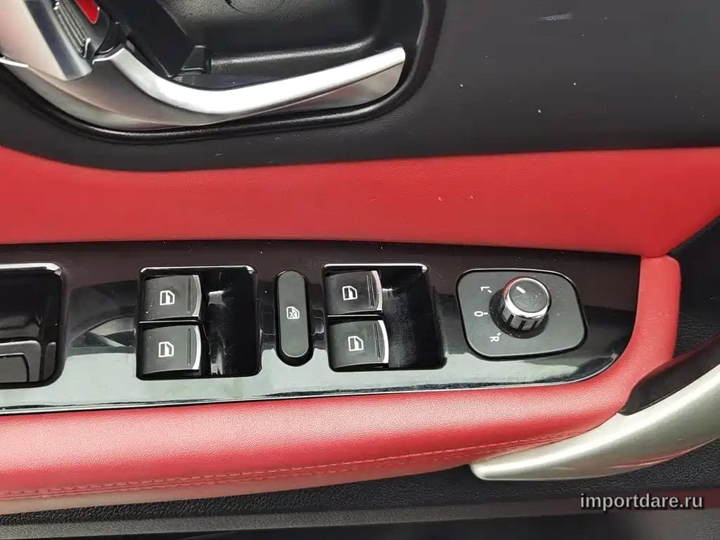 HAVAL H1 2016 — 59 300 км, пурпурный, Китай — под ключ — фото 9