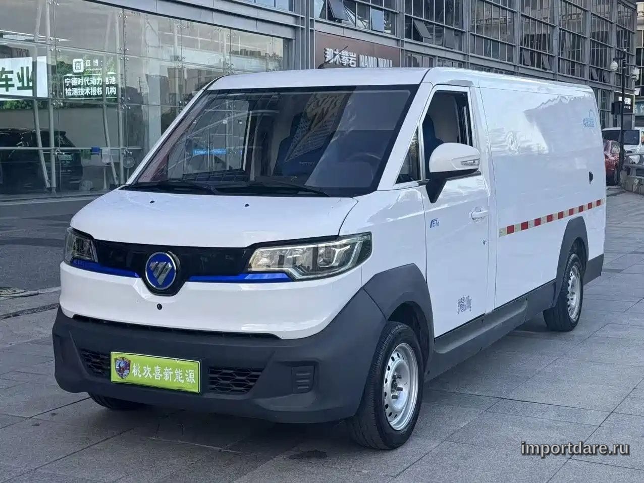 FOTON ZHILAN SMART E7 2023 — 60 000 км, белый, Китай — под ключ — фото 1