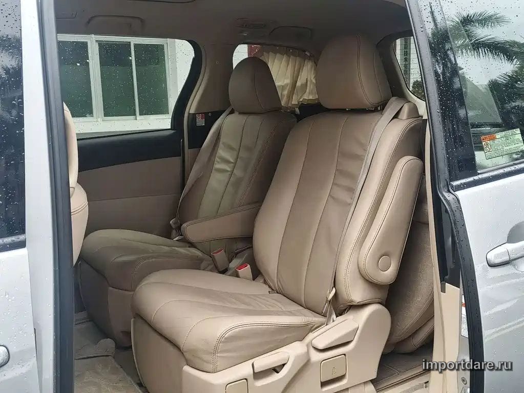 TOYOTA PREVIA 2015 — 180 000 км, серебристый, Китай — под ключ — фото 7