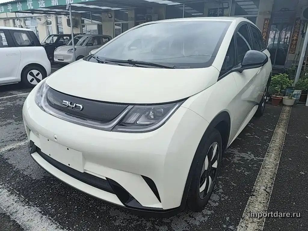 BYD DOLPHIN 2026 — 100 км, жёлто-оранжевый, Китай — под ключ — фото 1