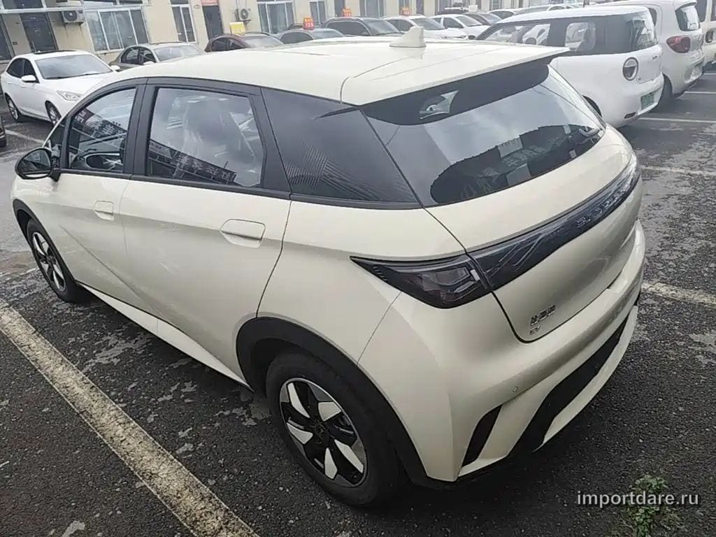 BYD DOLPHIN 2026 — 100 км, жёлто-оранжевый, Китай — под ключ — фото 5