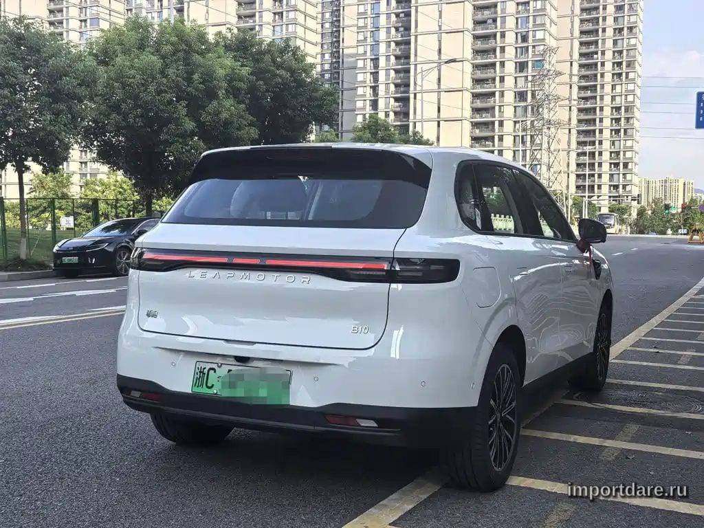 Leapmotor B10 интерьер