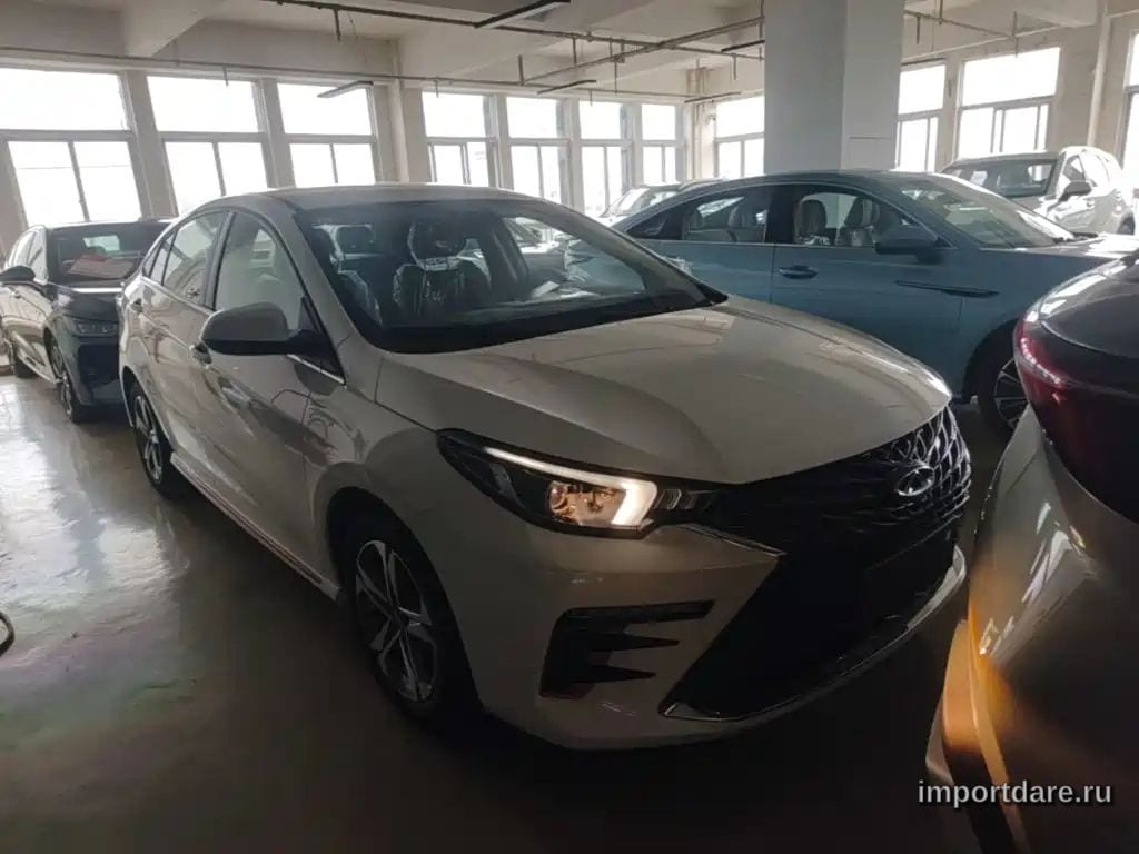 Chery Arrizo 5 Plus сзади