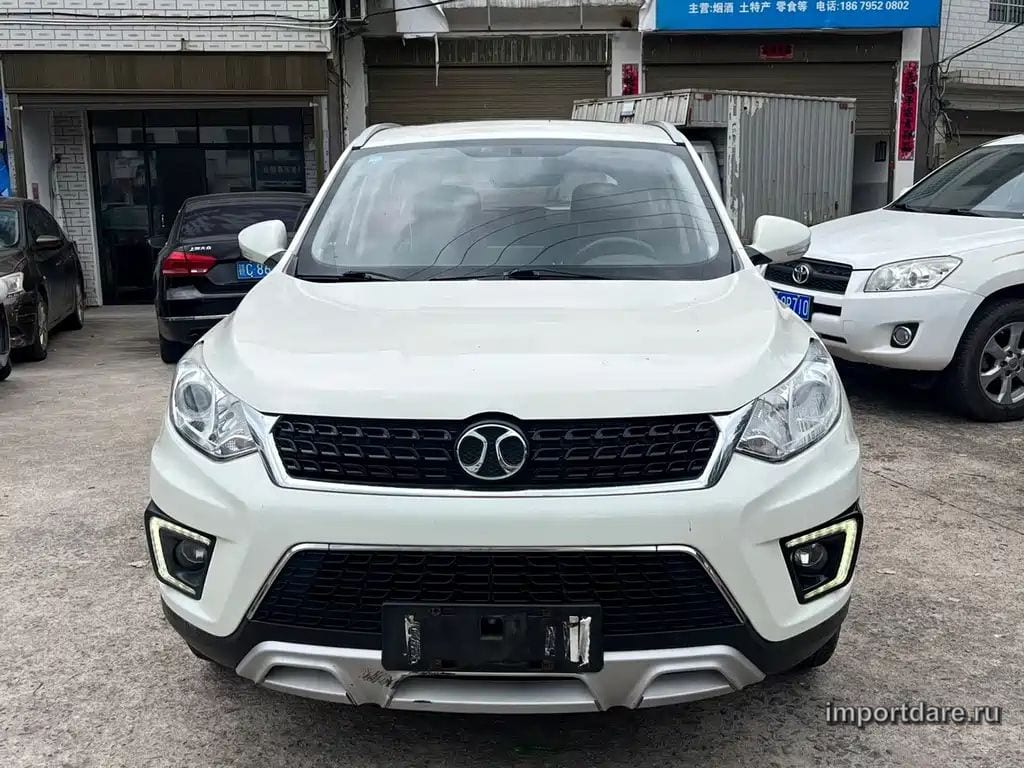 BAIC SENOVA X35 2017 — 73 000 км, белый, Китай — под ключ — фото 2