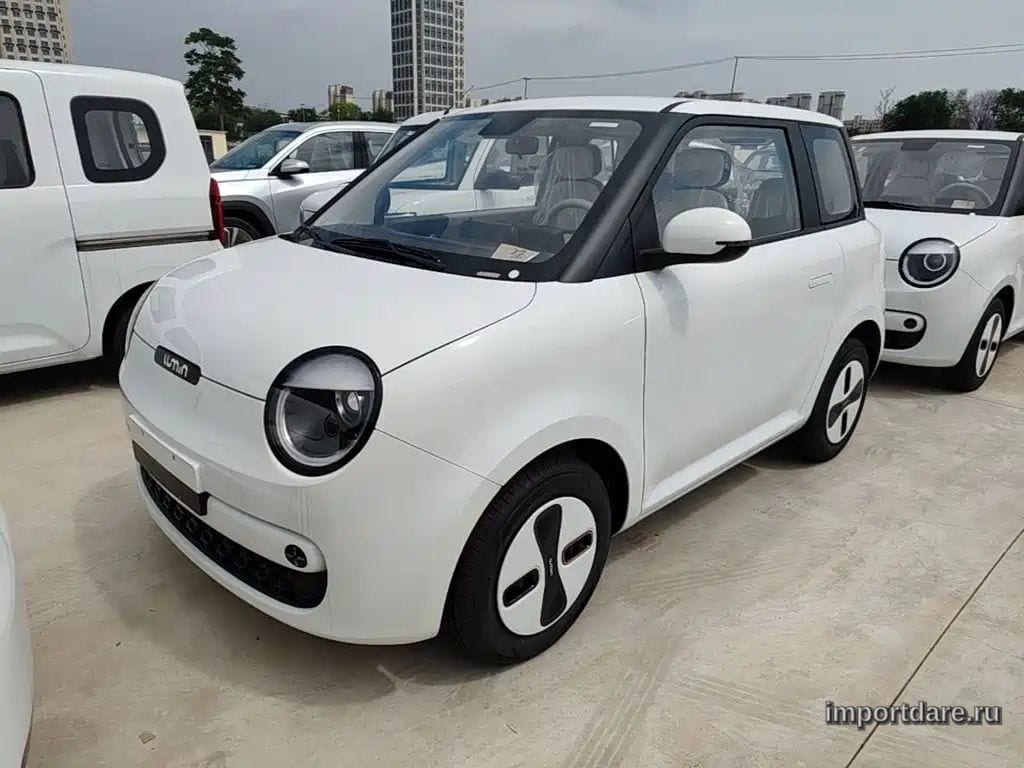Changan Lumin спереди