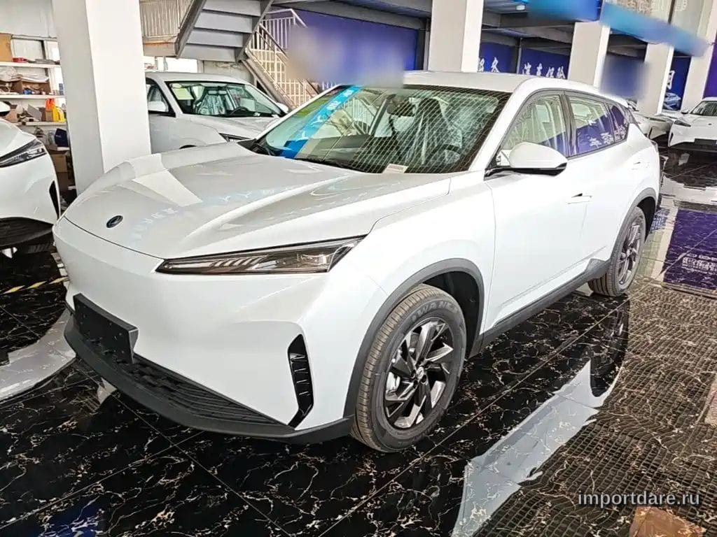 Dongfeng Sky сбоку