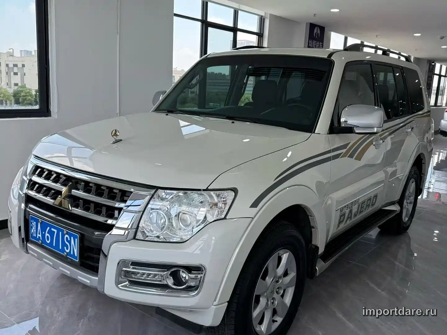MITSUBISHI PAJERO IMPORT 2020 — 103 000 км, белый, Китай — под ключ — фото 1