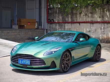 Aston Martin DB12 2025