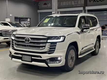 Toyota Land Cruiser LC300 2025