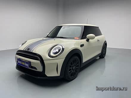MINI ONE 2022
