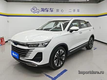 Bestune T77 спереди
