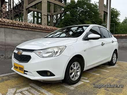 Chevrolet Sail сбоку