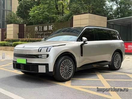 Lynk & Co 900 2025