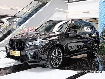 BMW X5 M сбоку