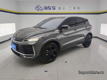 Geely Coolray сзади