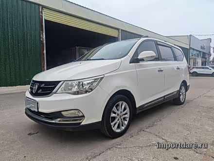 Baojun 730 сзади