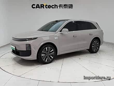 Li Auto L6 сбоку