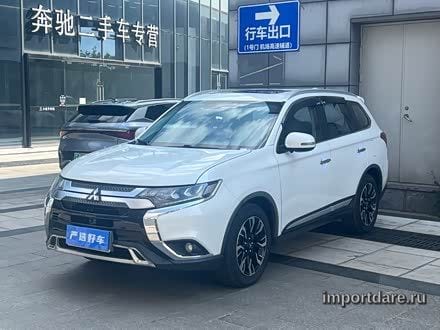 MITSUBISHI OUTLANDER 2020 — 47 000 км, Китай — под ключ — фото 1