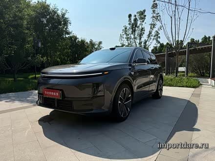 Li Auto L6 2025