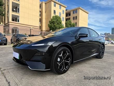 Deepal SL03 сбоку