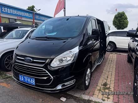 FORD Tourneo сбоку