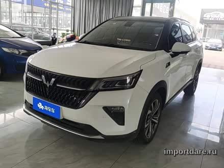 Wuling Xingchen сбоку