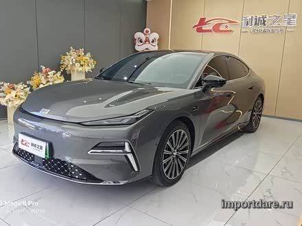 Geely Galaxy 8 2025