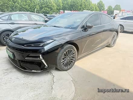 Geely Galaxy 8 2025