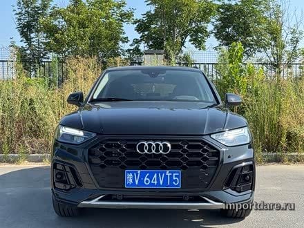 AUDI Q5L 2022 — 45 000 км, Китай — под ключ — фото 1