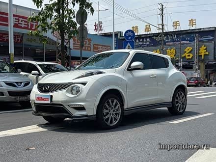 Infiniti Esq интерьер