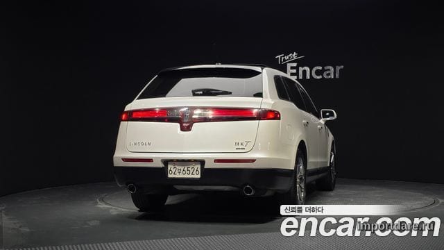 Lincoln Mkt сзади