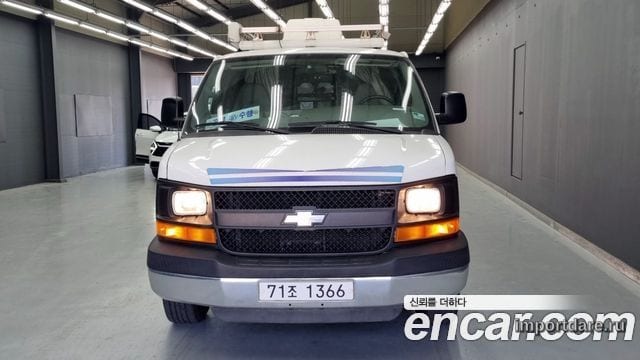 CHEVROLET EXPRESS VAN 2008 — 28 960 км, Корея — под ключ — фото 1