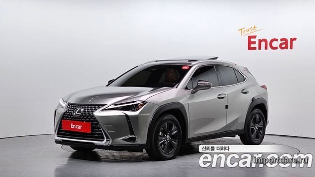 Lexus UX 2026