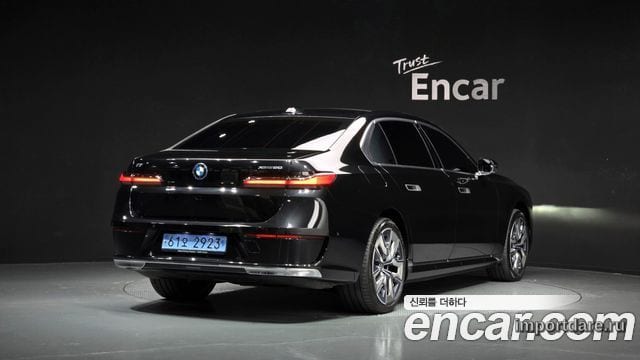BMW I7 2023 — 33 590 км, чёрный, Корея — под ключ — фото 2