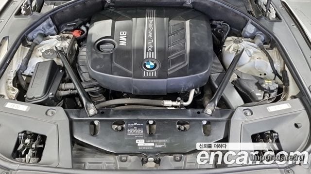 BMW 5 SERIES GT 2017 — 142 017 км, белый-перламутр, Корея — под ключ — фото 6