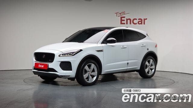 JAGUAR E-PACE 2018 — 32 891 км, белый, Корея — под ключ — фото 1